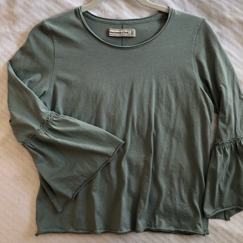 Abercrombie & Fitch top